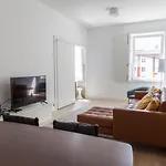 Classy 2Bdr Apartment In Downtown By Lovelystay